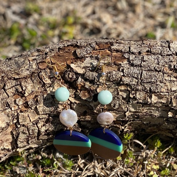 earrings - Picture 2 of 2